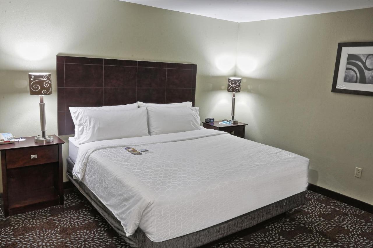 Holiday Inn Express Pittsburgh West - Greentree, An Ihg Hotel Crafton Екстер'єр фото