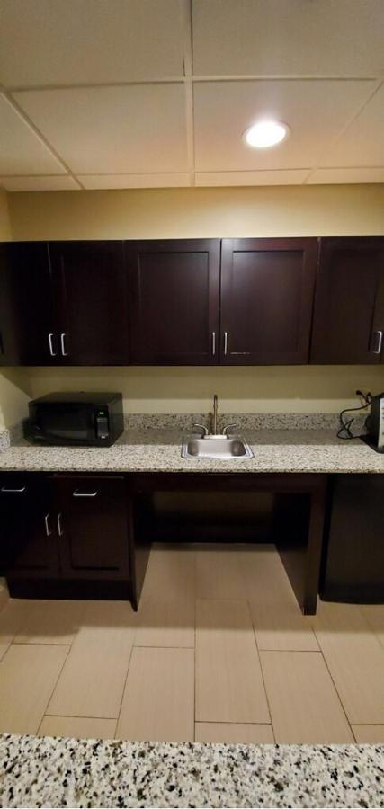 Holiday Inn Express Pittsburgh West - Greentree, An Ihg Hotel Crafton Екстер'єр фото