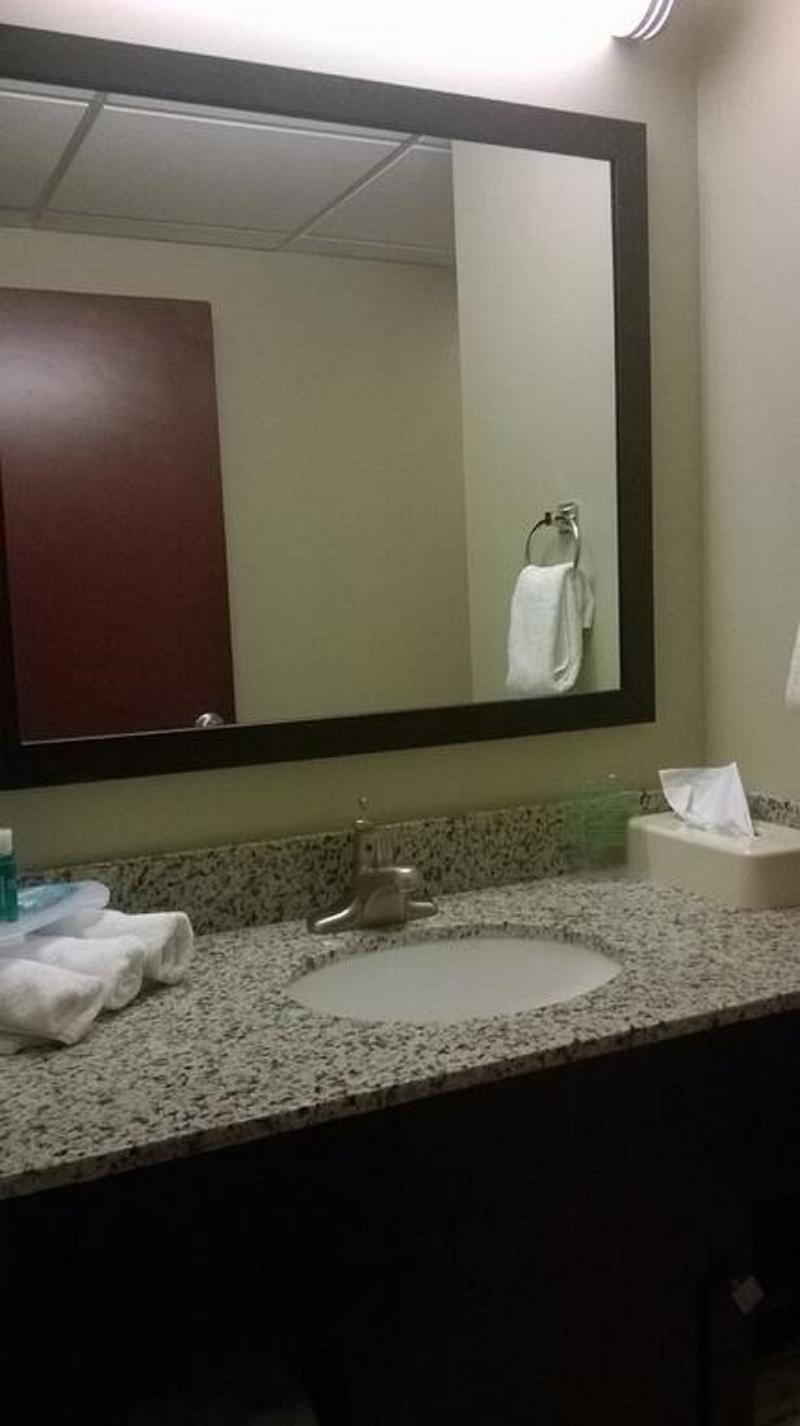 Holiday Inn Express Pittsburgh West - Greentree, An Ihg Hotel Crafton Екстер'єр фото