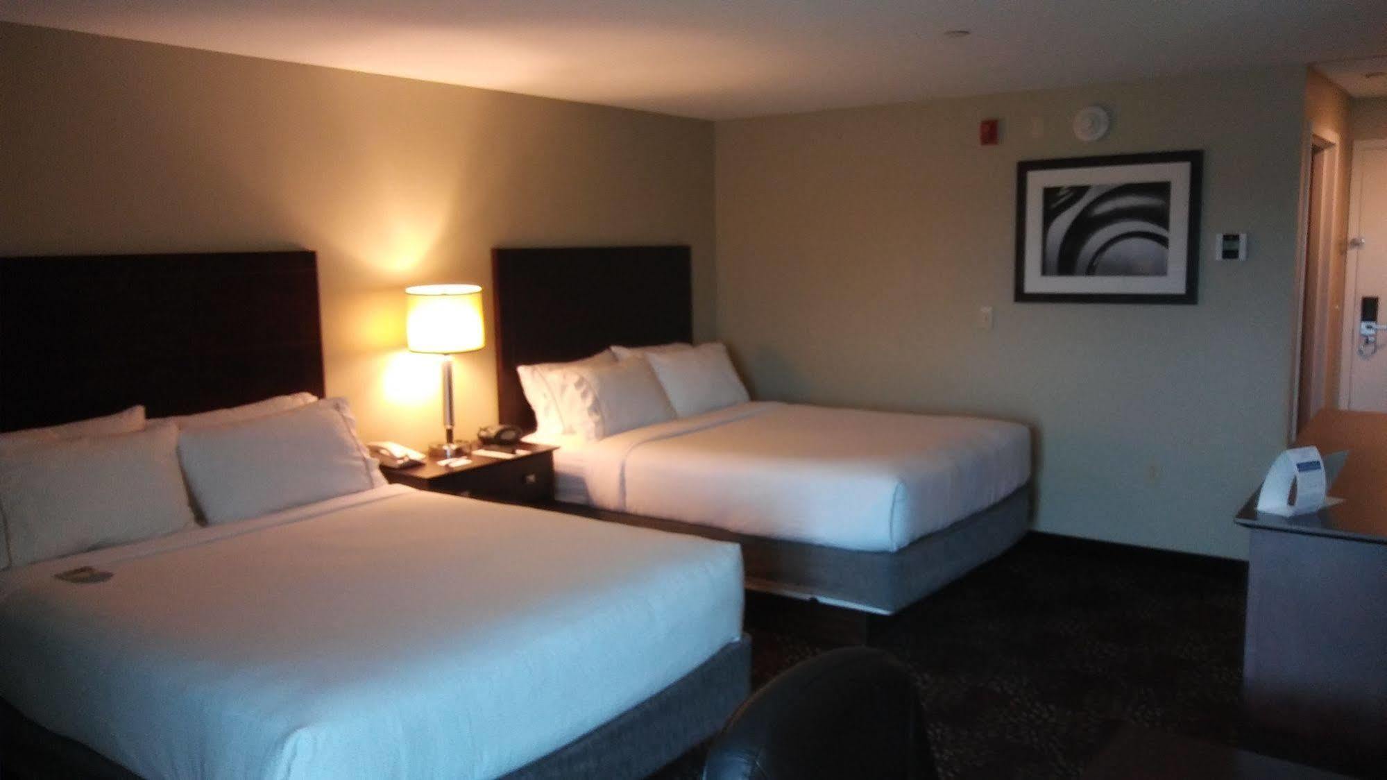 Holiday Inn Express Pittsburgh West - Greentree, An Ihg Hotel Crafton Екстер'єр фото
