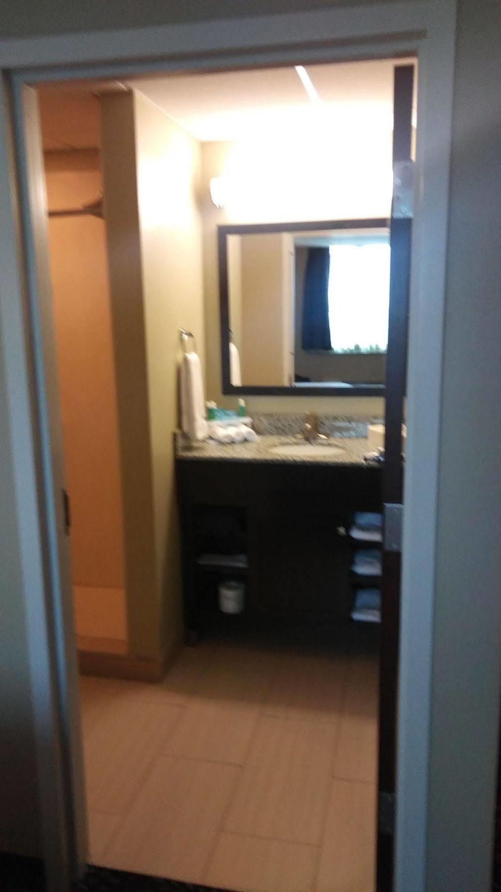 Holiday Inn Express Pittsburgh West - Greentree, An Ihg Hotel Crafton Екстер'єр фото