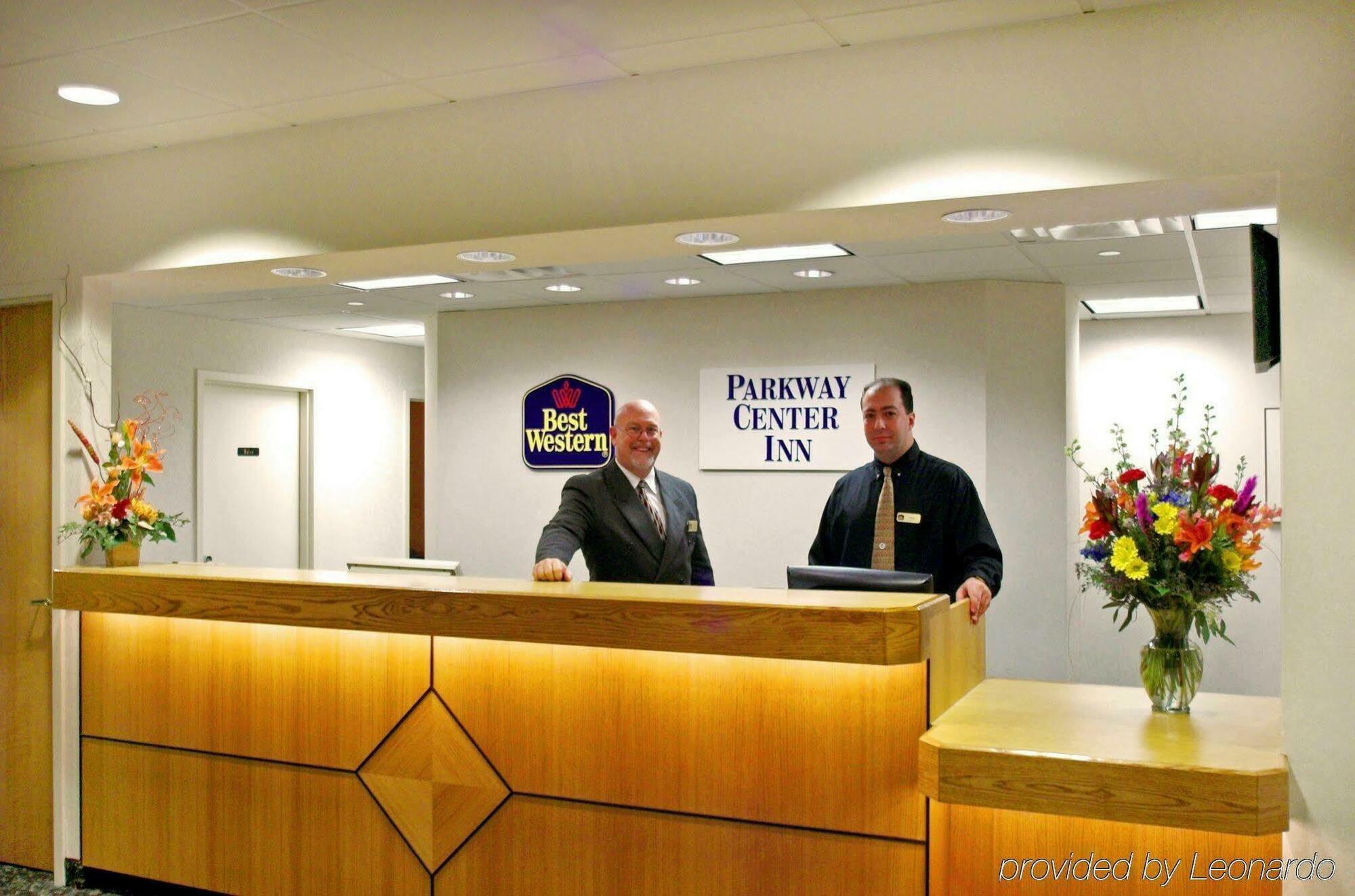 Holiday Inn Express Pittsburgh West - Greentree, An Ihg Hotel Crafton Інтер'єр фото